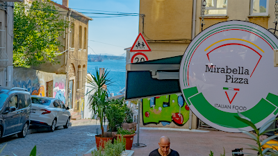 Mirabella Location Vibe